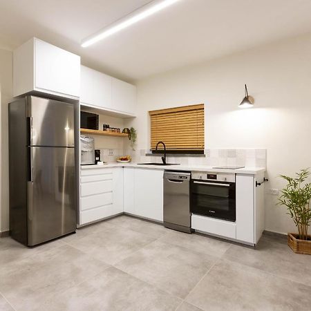 Localz - Sirkin Apartment テル・アビブ エクステリア 写真